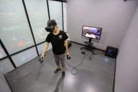 VR定制：解析未来科技融入自家品牌的无限可能？