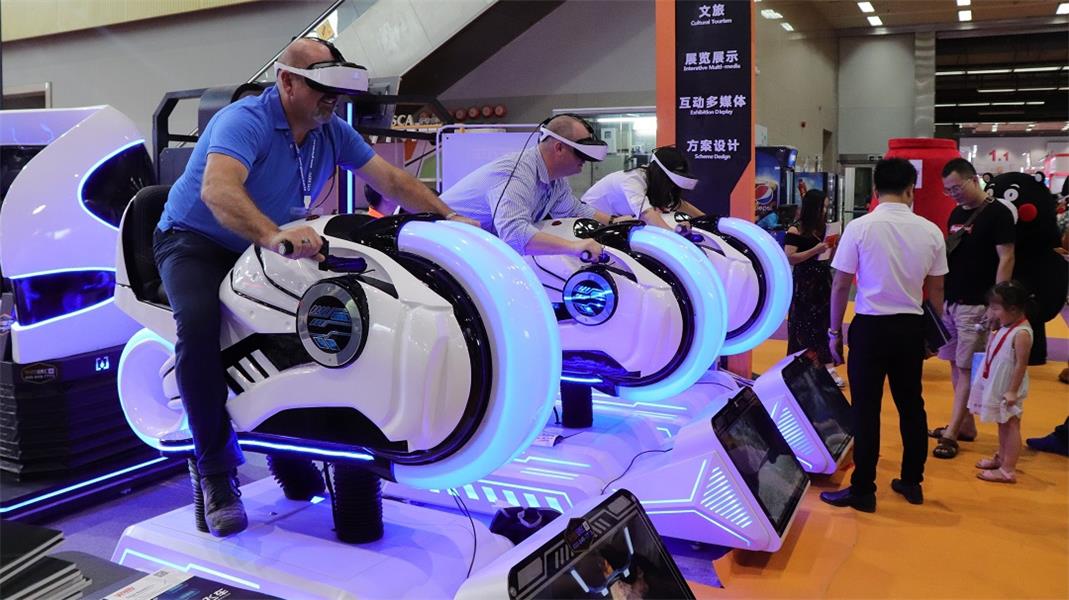 VR定制如何优化在线教育的交互体验？